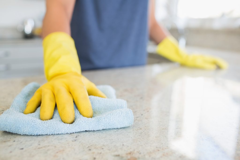 3 Productos habituales en la limpieza profesional que no se deben mezclar 0