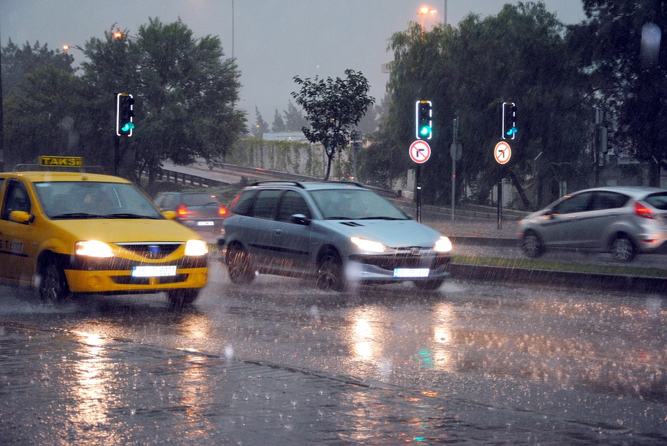 Cuatro aspectos que tienen que estar en buen estado en tu coche en días de lluvia 0